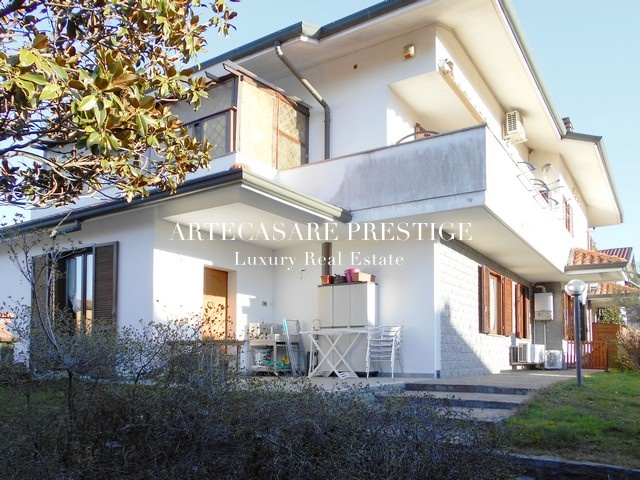 Parabiago, Lombardia, 6 Stanze da Letto Stanze da Letto, 6 Stanze Stanze,4 BathroomsBathrooms,Villa,Vendita,1007